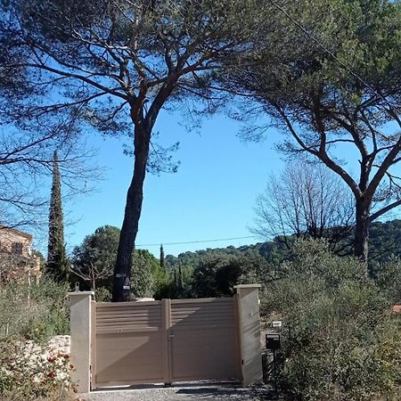 Bed and Breakfast Les Cigales Villelaure Экстерьер фото
